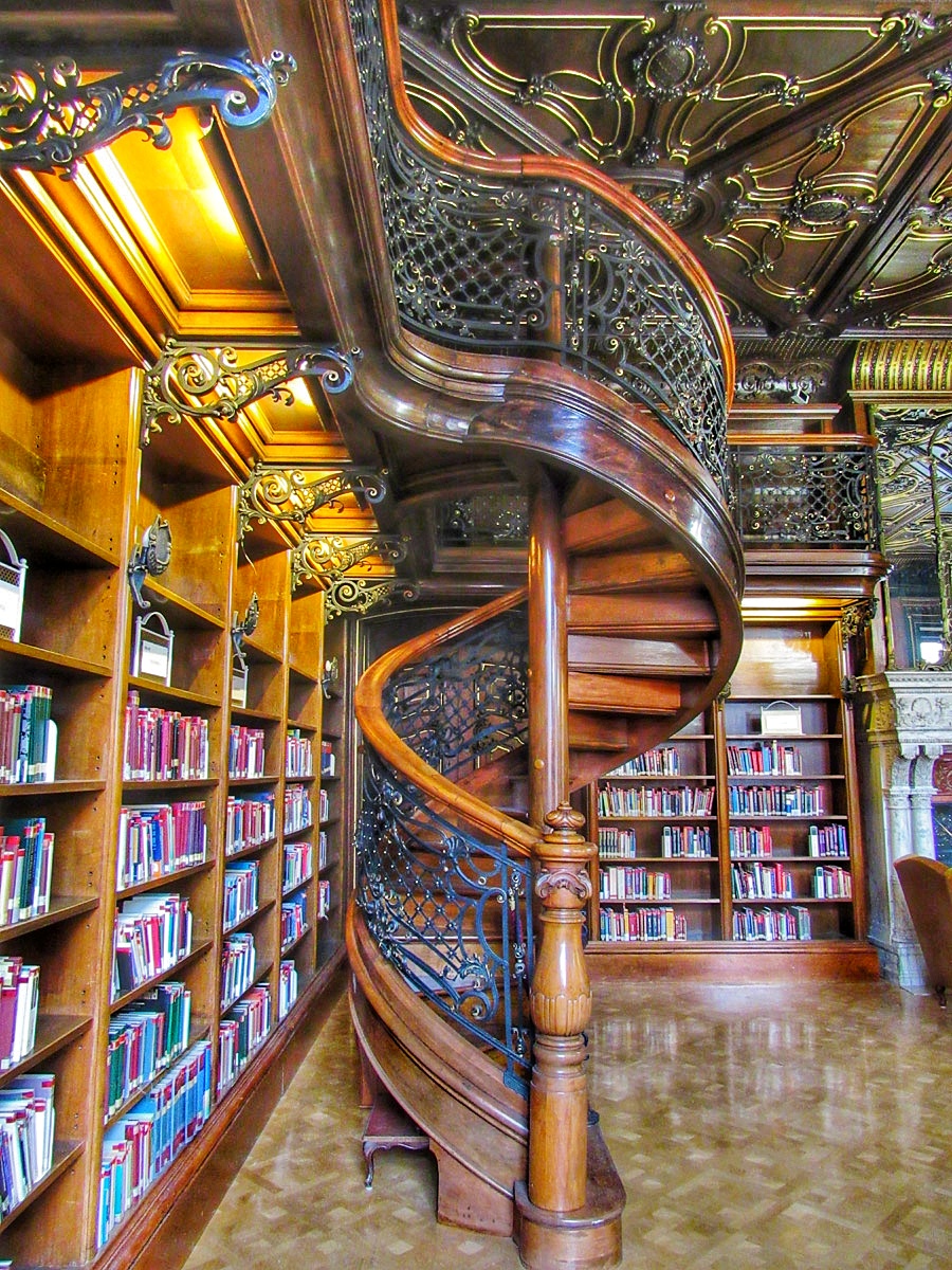 Budapest biblioteca